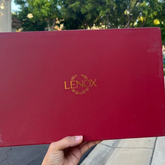 Lenox Profile Snow Day Rectangular Porcelain Platter - Picture 2 of 11